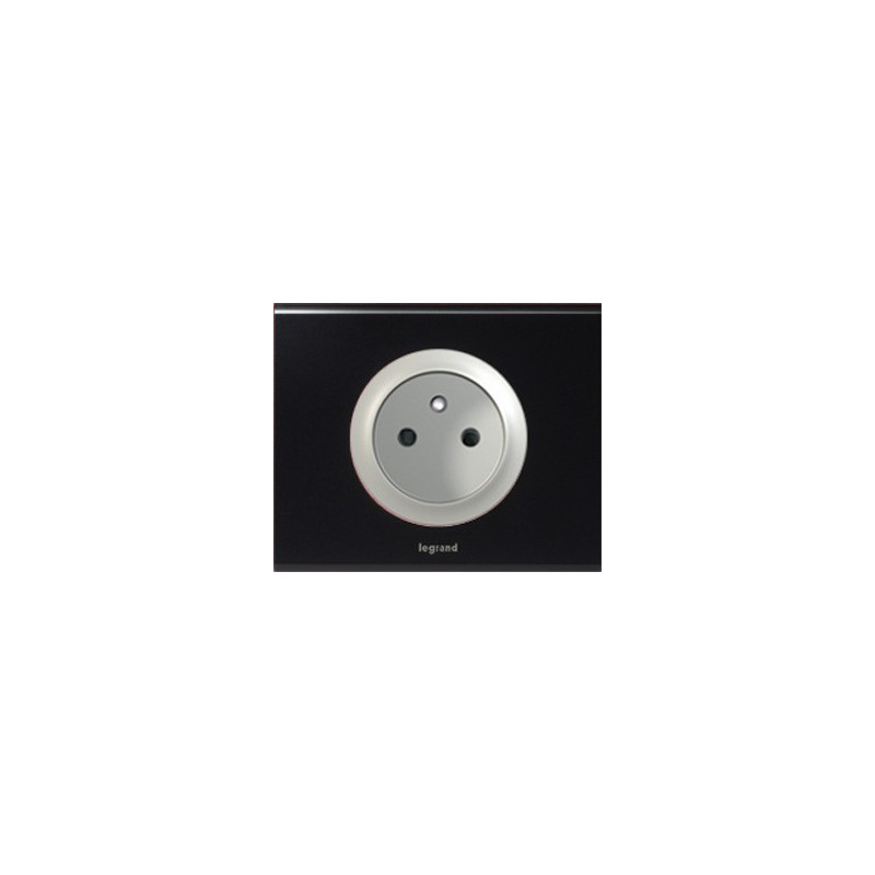 Nocturne - Prise 2P+T Bornes Auto - LEGRAND Nocturne - Prise 2P+T Bornes Auto - LEGRAND