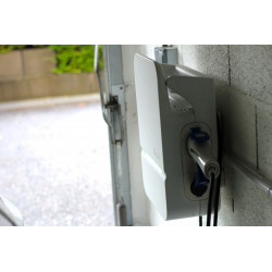 Borne de charge IP54 - habitat/tertiaire - 3Ph+N 32A