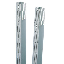Goulotte câbles verticale...