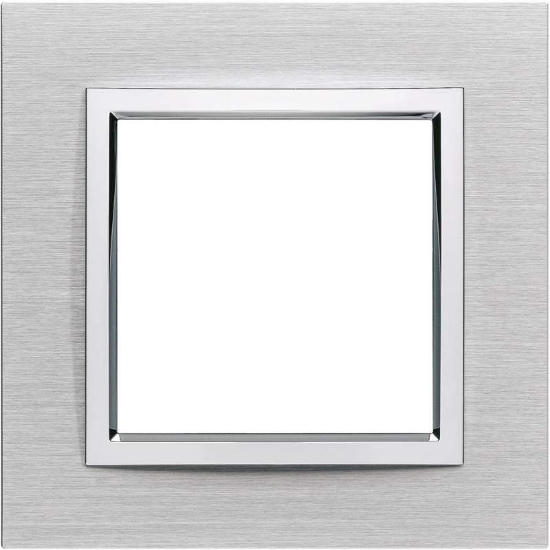 Plaque De Finition Hager Kallysta WKN819 – 3 Postes, Verticale, Titane, Entraxe 71 Mm