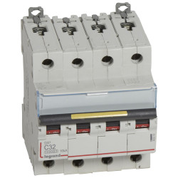 Disjoncteur DX10000 16kA...