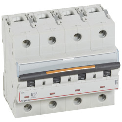 Disjoncteur DX 25kA arrivée...