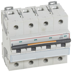 Disjoncteur DX 25kA arrivée...