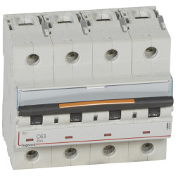 Disjoncteur DX 25kA arrivée...