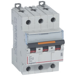 Disjoncteur DX 25kA arrivée...