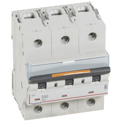 Disjoncteur DX 25kA arrivée...