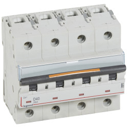 Disjoncteur DX 25kA arrivée...