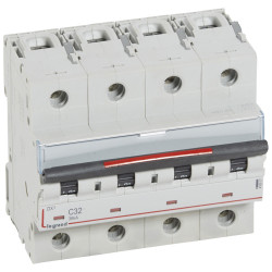 Disjoncteur DX 36kA arrivée...
