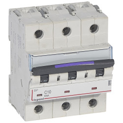 Disjoncteur DX 50kA arrivée...