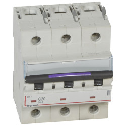Disjoncteur DX 50kA arrivée...