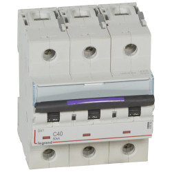 Disjoncteur DX 50kA arrivée...