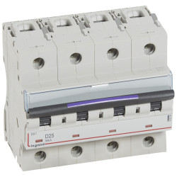Disjoncteur DX 50kA arrivée...