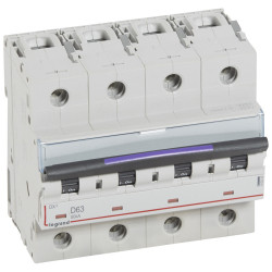 Disjoncteur DX 50kA arrivée...