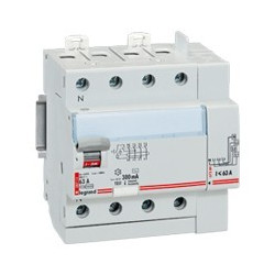 inter différenciel 40 A  4P type AC  30mA  400 V~ départ haut