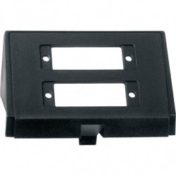 Plaque noire pour deux...